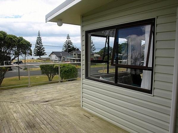 Waihi Beach Break - Waihi Beach Bach Exterior foto