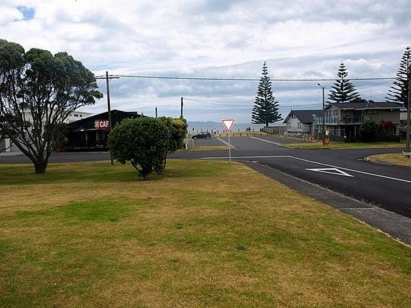 Waihi Beach Break - Waihi Beach Bach Exterior foto